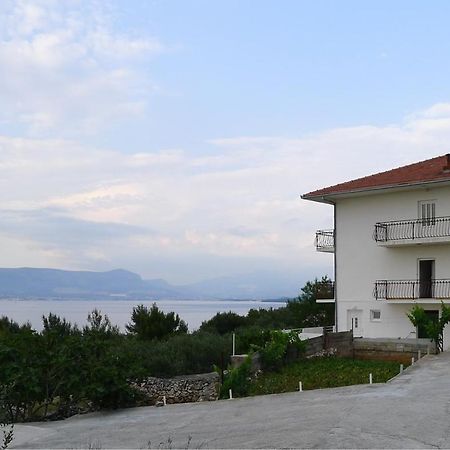Apartments By The Sea Slatine, Ciovo - 15504 Екстериор снимка