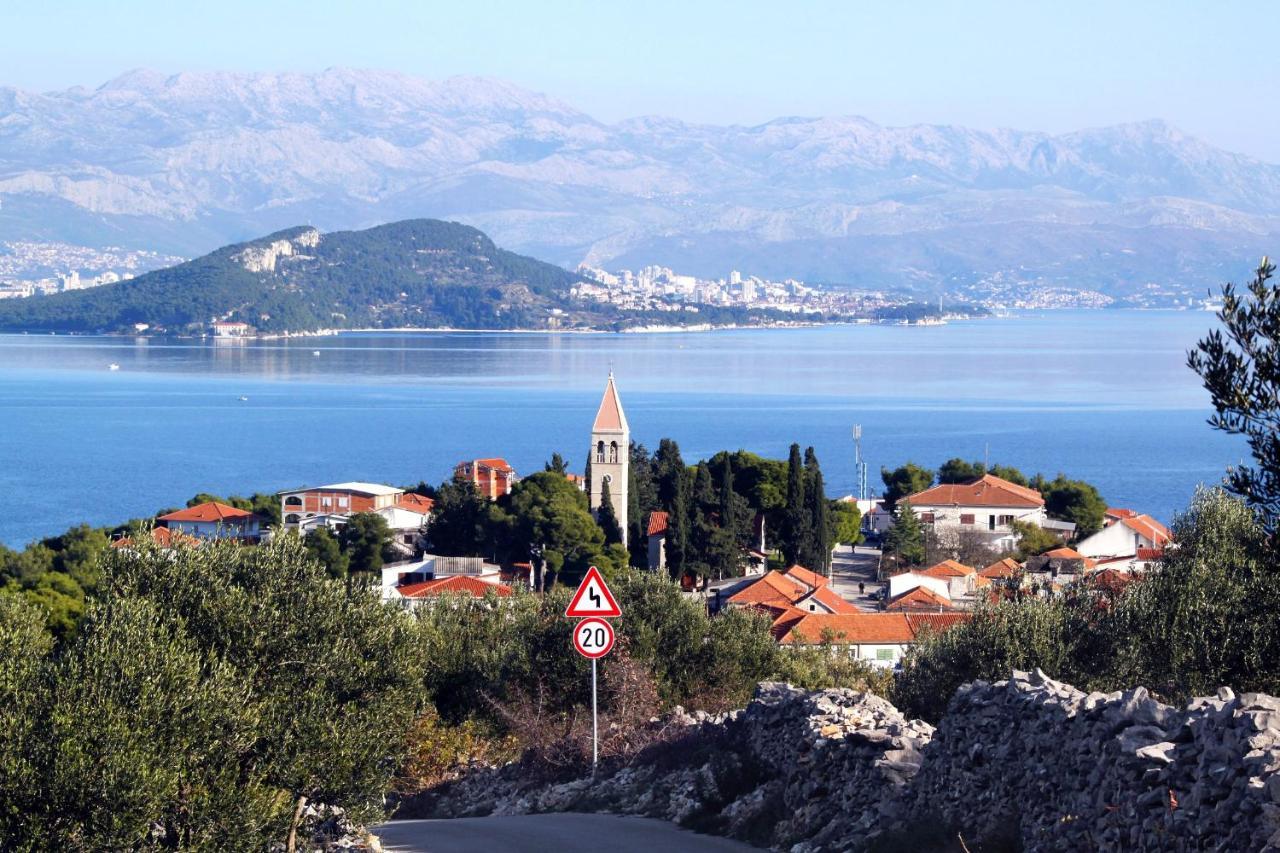 Apartments By The Sea Slatine, Ciovo - 15504 Екстериор снимка