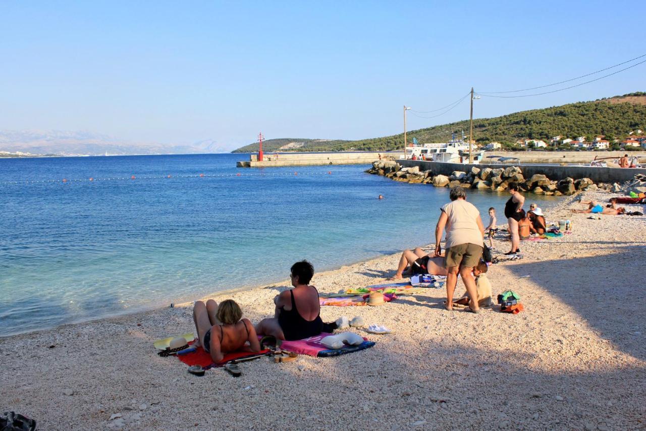 Apartments By The Sea Slatine, Ciovo - 15504 Екстериор снимка