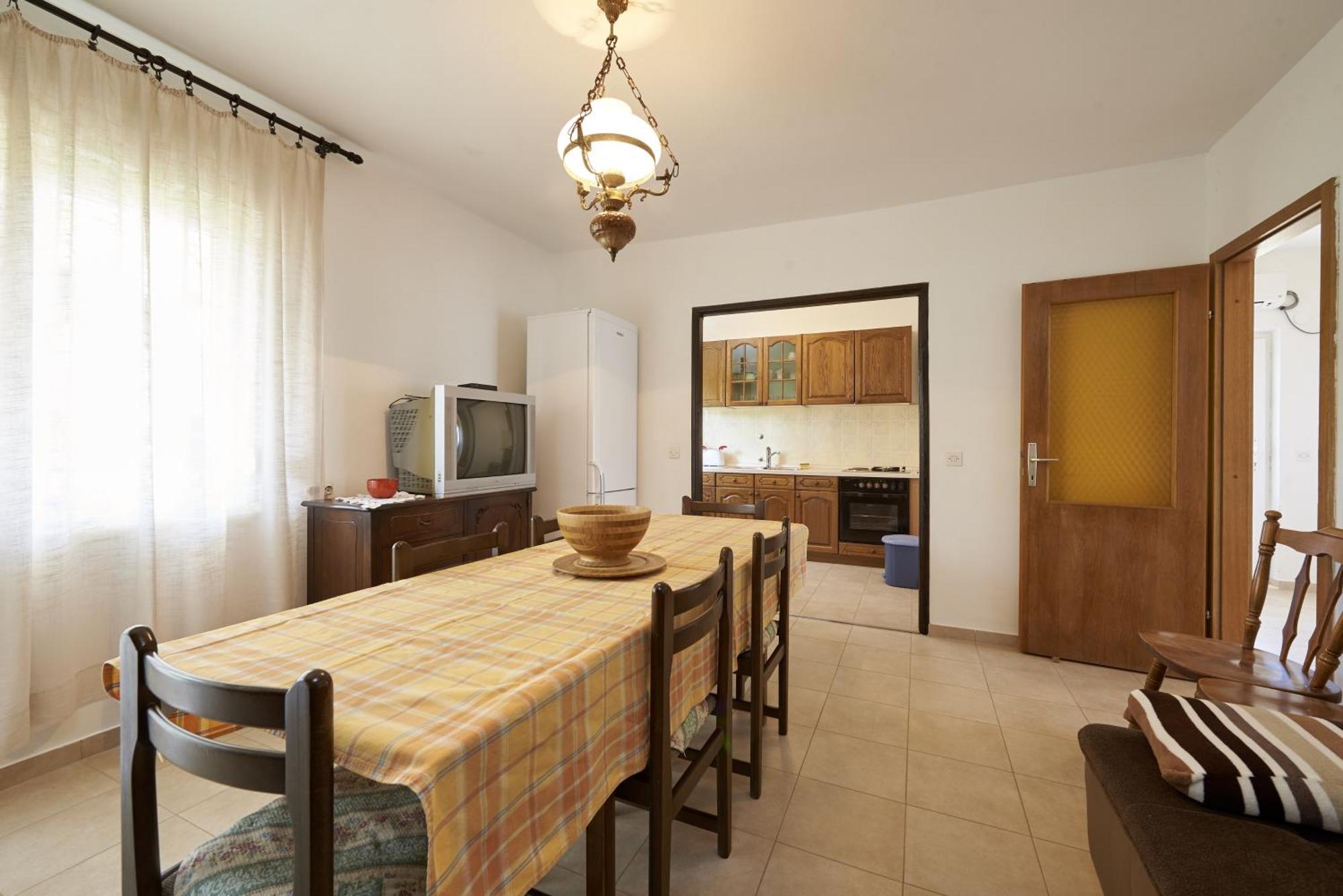 Apartments By The Sea Slatine, Ciovo - 15504 Стая снимка
